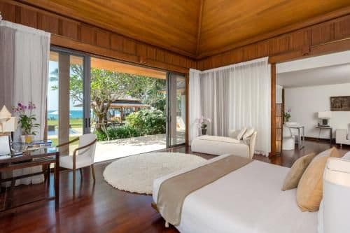 Six-Bedroom Villa