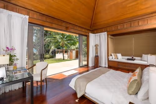 Six-Bedroom Villa