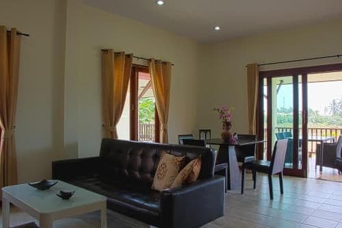 Bungalow (6 Adults)