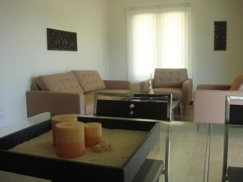 Bungalow (6 Adults)