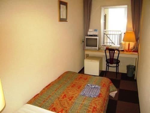 Single Room with Shared Bathroom