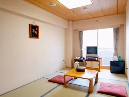 Japanese-Style Twin Room with Private Bathroom