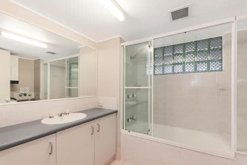 2 Bedroom Beachside Apartment