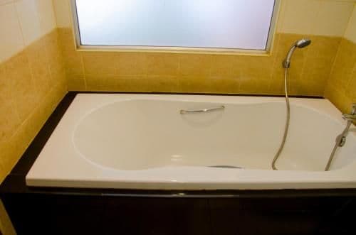 Twin Room with Bath