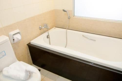 Twin Room with Bath