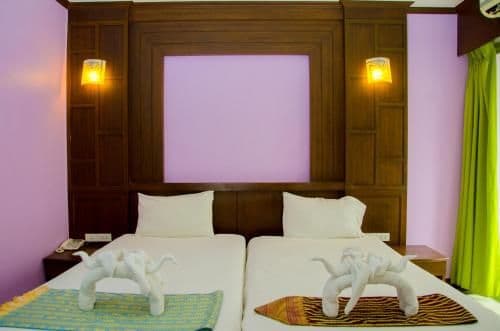 Twin Room with Bath