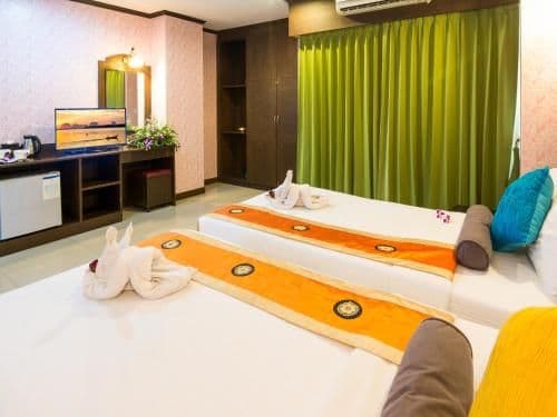 Twin Room with Bath