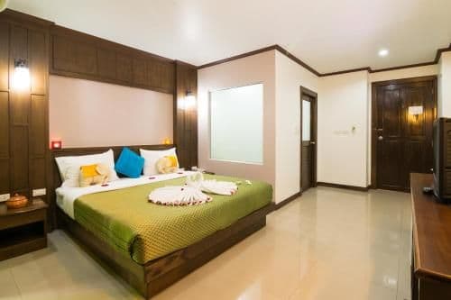 Deluxe Double or Twin Room