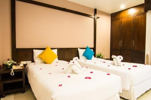 Twin Room with Bath