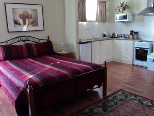 Luxury Queen Room