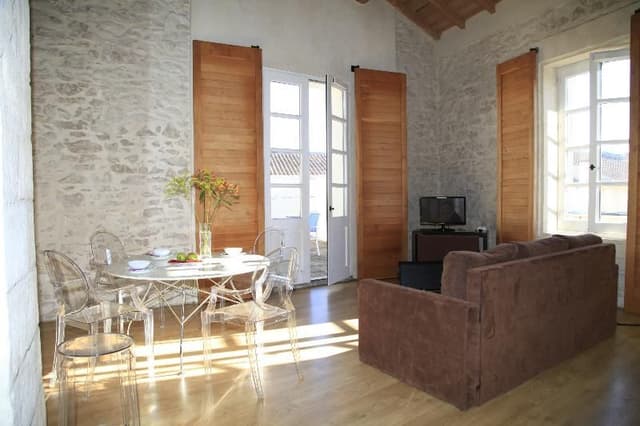 APARTMENT ONE BEDROOM