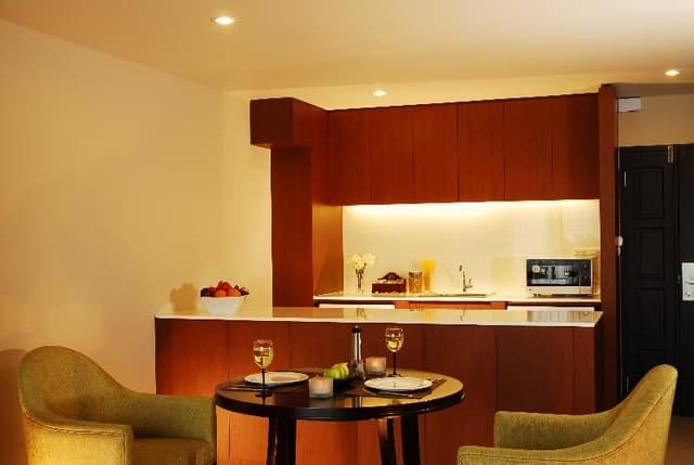 SUITE CAPACITY 1 ONE BEDROOM