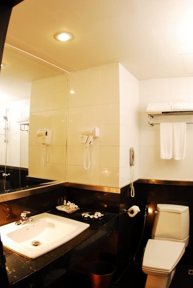 SUITE CAPACITY 1 ONE BEDROOM