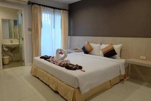 Standard Double Room (Free Round Trip Airport Transfer)