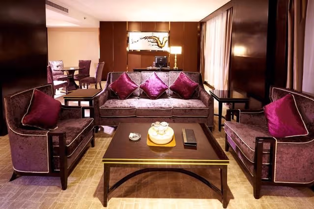 SUITE EXECUTIVE