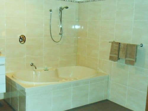 One-Bedroom Villa with Spa Bath