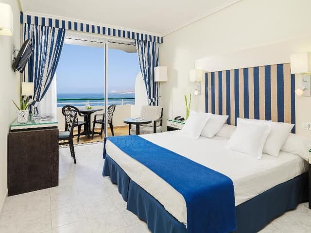 TWIN SEA VIEW