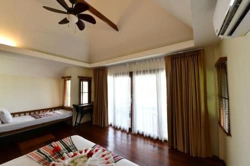 Villa with Sea View