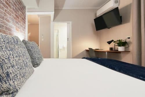 Executive Queen Room