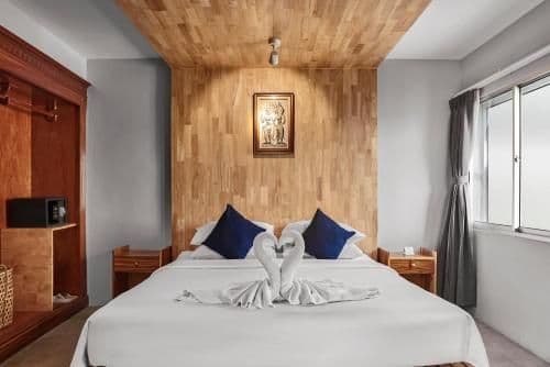 Deluxe Double Room with City View