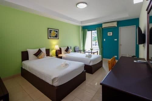 Standard Twin Room