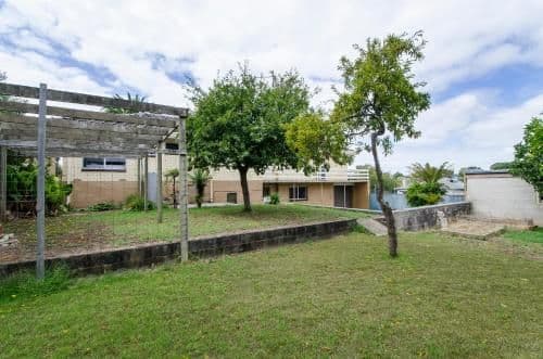 Four-Bedroom House - 9 Farlie Street