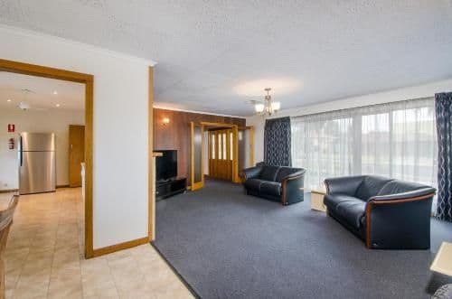 Four-Bedroom House - 9 Farlie Street