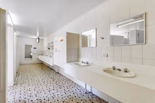 Economy Bungalow with Shared Bathroom