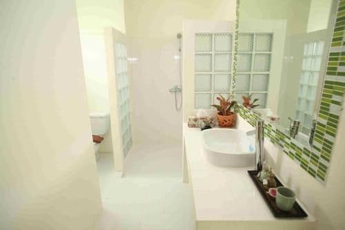Villa with Balcony - Double Bed
