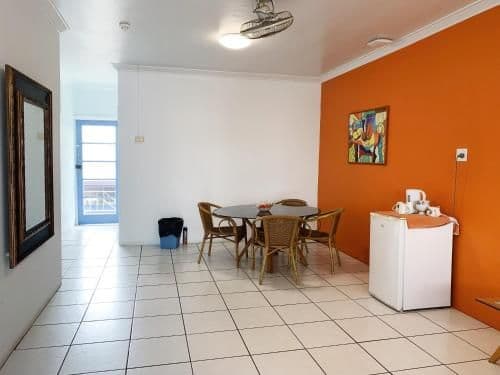 Apartment with Private Bathroom and Shared Kitchen