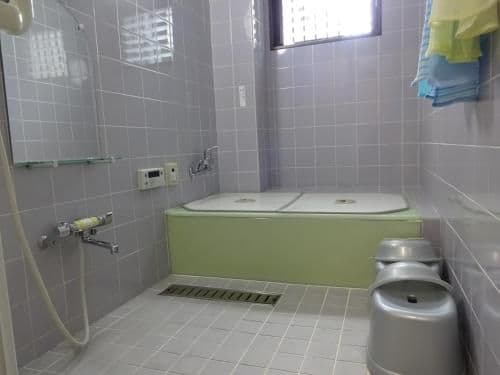 Japanese-Style Single Room with Shared Bathroom