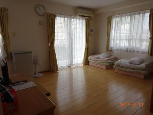 Twin Room with Shower