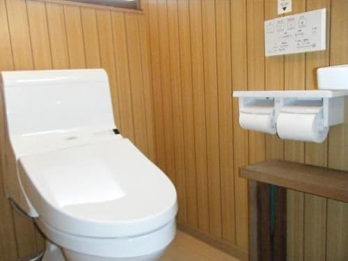Japanese-Style Twin Room with Private Bathroom