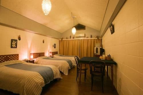 Triple Room