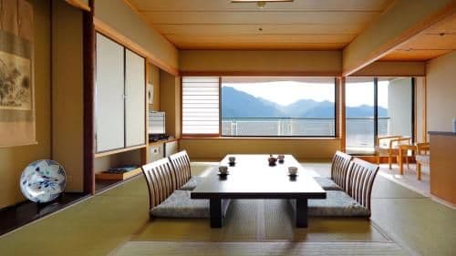 Family Room with Sea View with Night Cruise Included