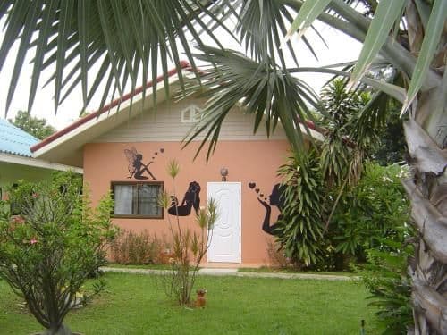 Deluxe Bungalow with Garden View