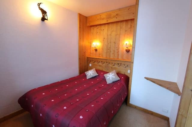 DOUBLE WITH KITCHENETTE