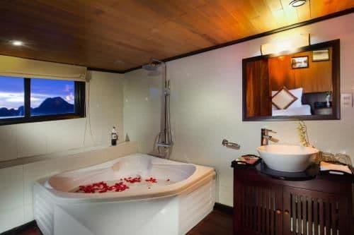 Luxury Suite with Spa Bath - 3 Days 2 Nights