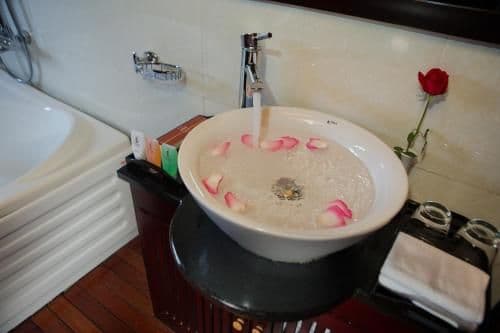 Luxury Suite with Spa Bath - 3 Days 2 Nights