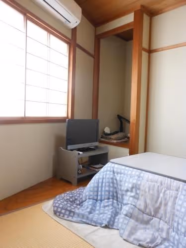 Japanese-Style Twin Room