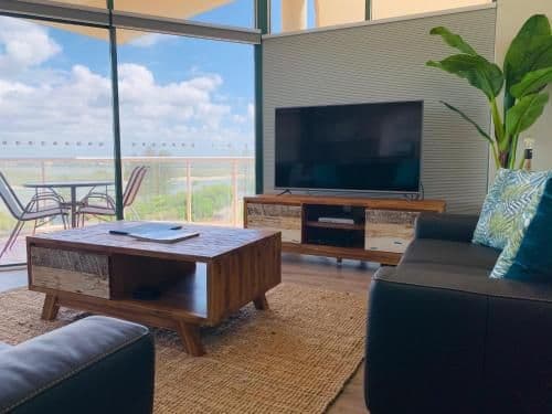 Three-Bedroom Apartment - Penthouse with Ocean View