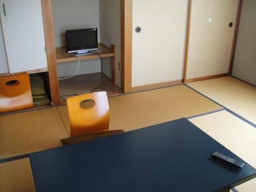 Japanese-Style Room