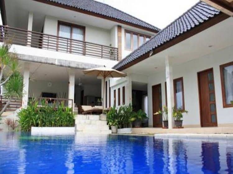 Kubusuci Private Villa @ Jimbaran Kubusuci Private Villa @ Jimbaran