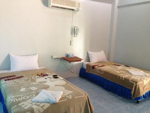 Standard Twin Room with Garden View
