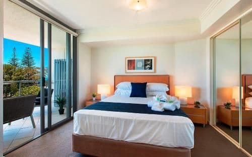 One-Bedroom Apartment with Ocean View