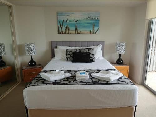 One-Bedroom Apartment with Ocean View