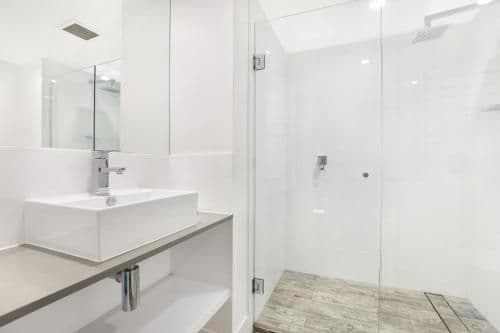 Three-Bedroom Apartment - Mid Level