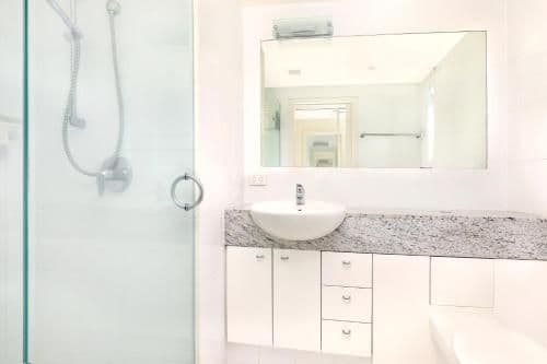 Three-Bedroom Apartment - Portsea North - External Apartment