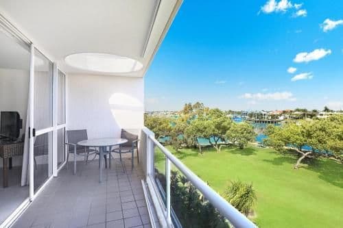 Three-Bedroom Apartment - Portsea North - External Apartment