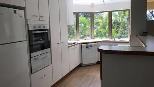 Four-Bedroom Family Apartment with Direct Access to Beach - Coolamon - External Apartment